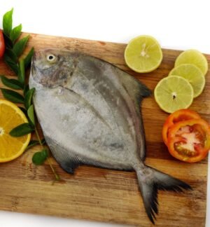 Black Pomfret whole Black Pomfret